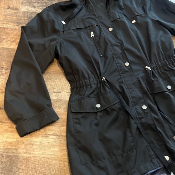 Time and Tru Black Jacket with Blue Camouflage Interior - Picture 3 of 13